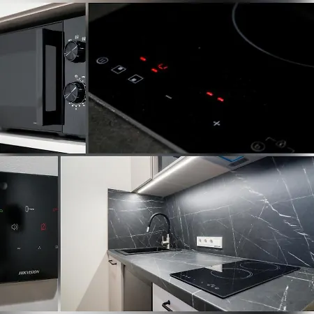 Airport-bus - 13 North - 1