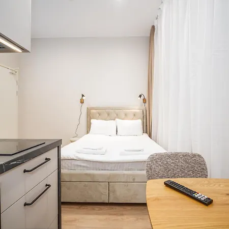 Airport-bus - 13 North - 1 Apartment *