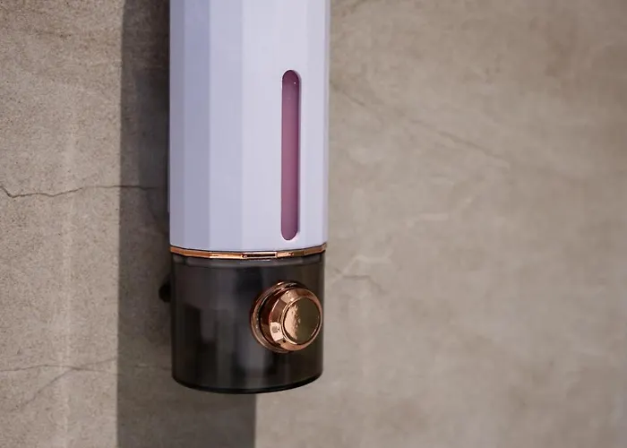 Apartment Airport-bus - 13 North - 1 *