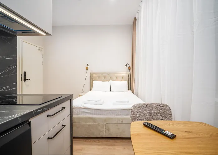 Airport-bus - 13 North - 1 Apartment *